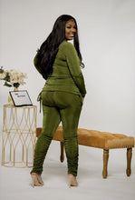 Load image into Gallery viewer, “So Playful Pant Set” Green

